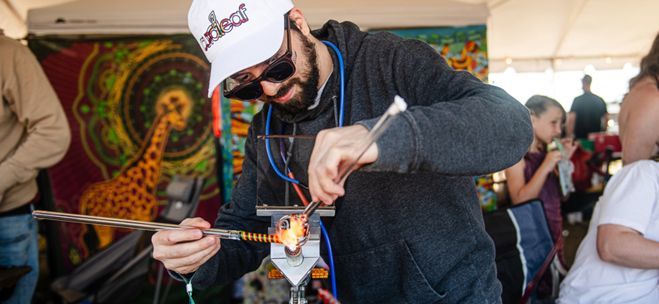 glassblowing carusel copy 4-1